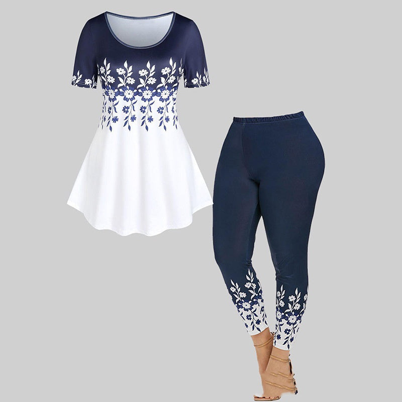 Women's two-piece set with short-sleeved floral print top and cropped pants in blue and white polyester fabric